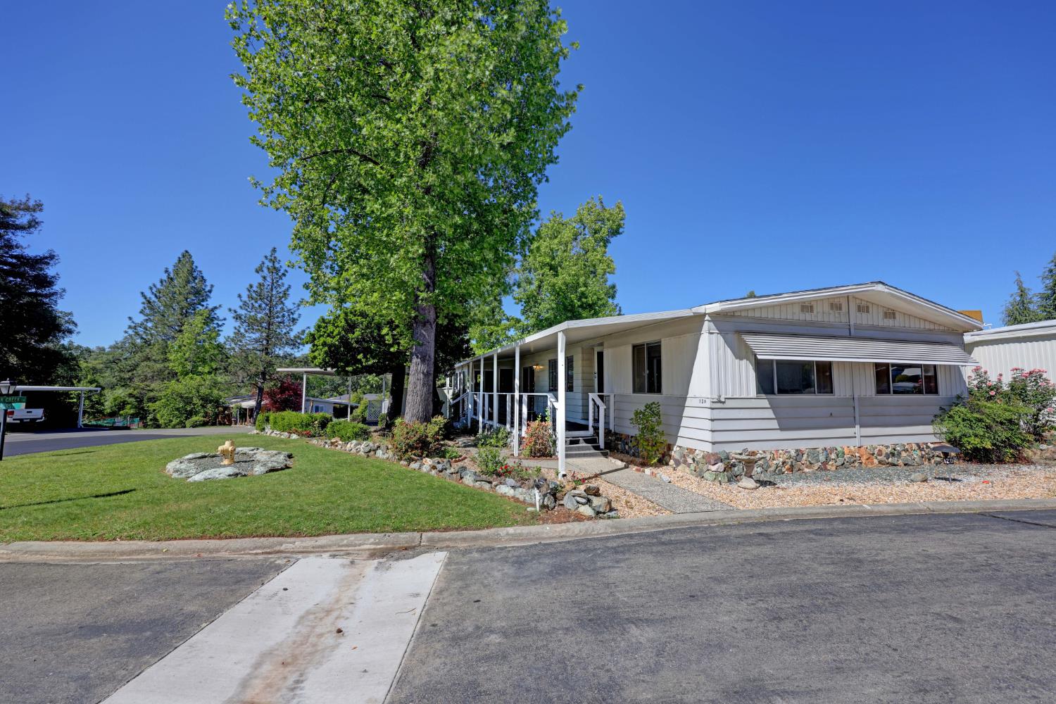 3765 Grass Valley Highway 120