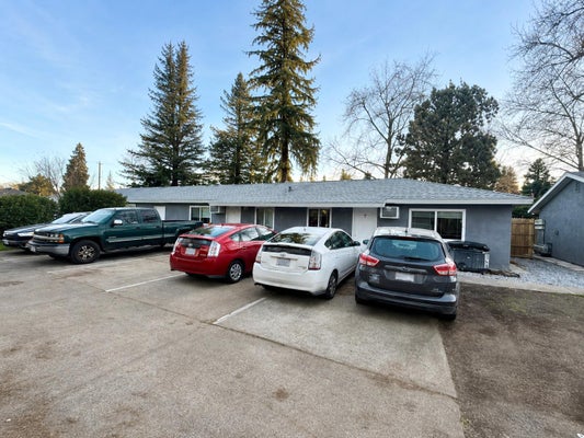 390 HENSHAW AVE, CHICO, CA 95973 - Image 7a4787360ef389a8eaa4e43d514d0e69/2574979004