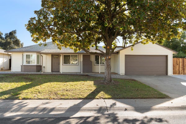 6429 GRATTAN WAY, NORTH HIGHLANDS, CA 95660 - Image 7a58de96647938cf4acb00a644486f54/1470759470
