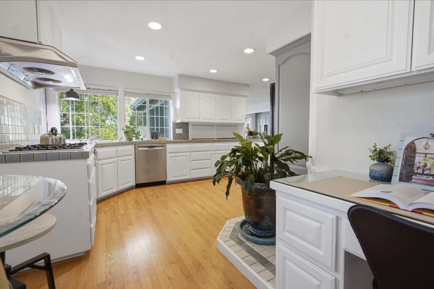 23850 Star Court