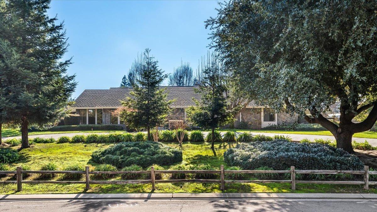 10007 Mountain Oak Road