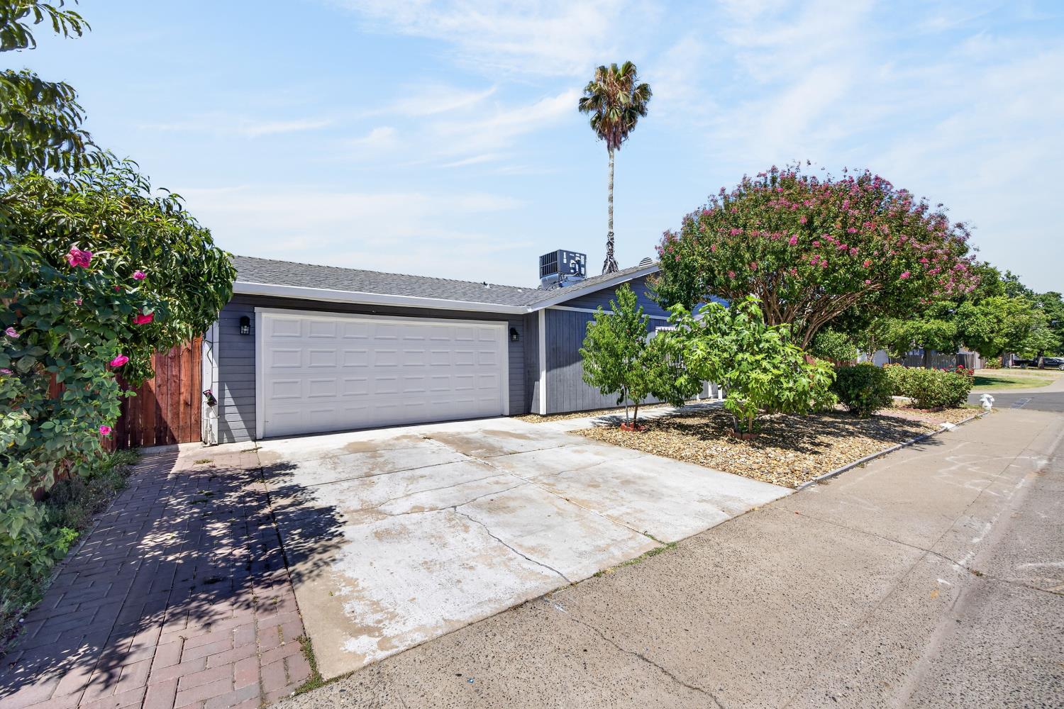 7325 Skander Way