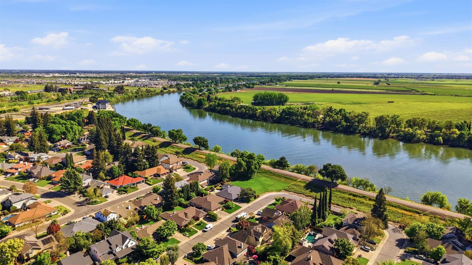 7611 River Ranch Way