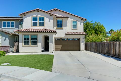 20 Tove CT Elk Grove CA 95758