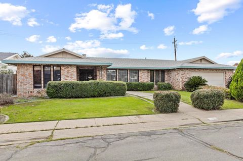 1570 Valley View Drive Yuba City CA 95993