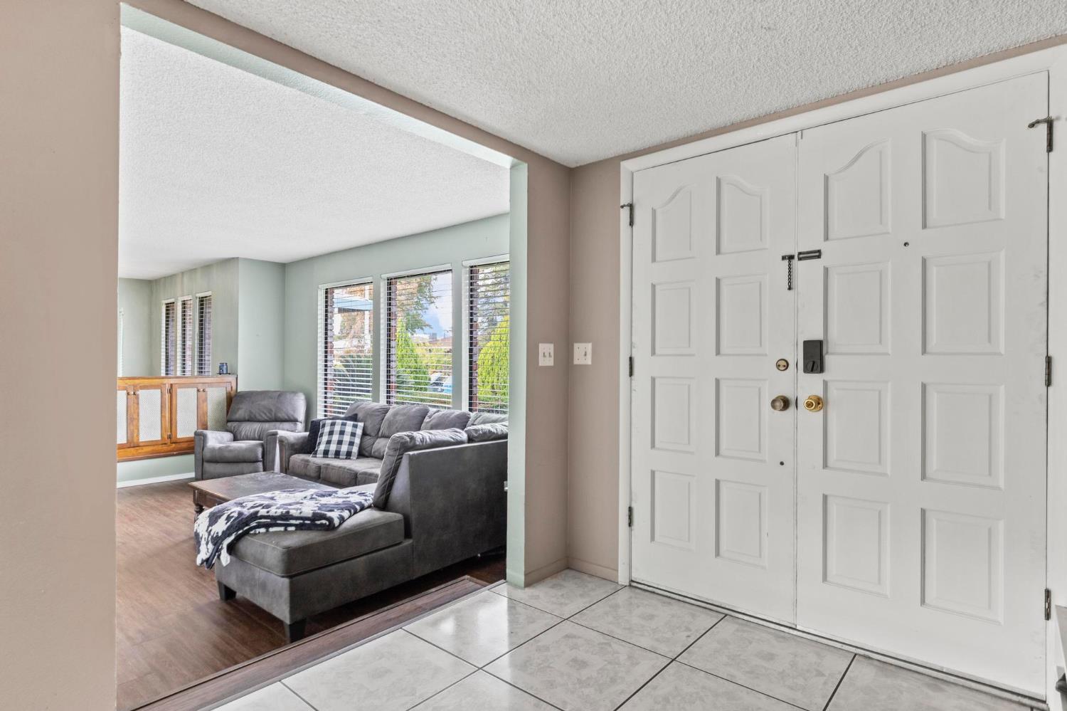 1570 Valley View Drive