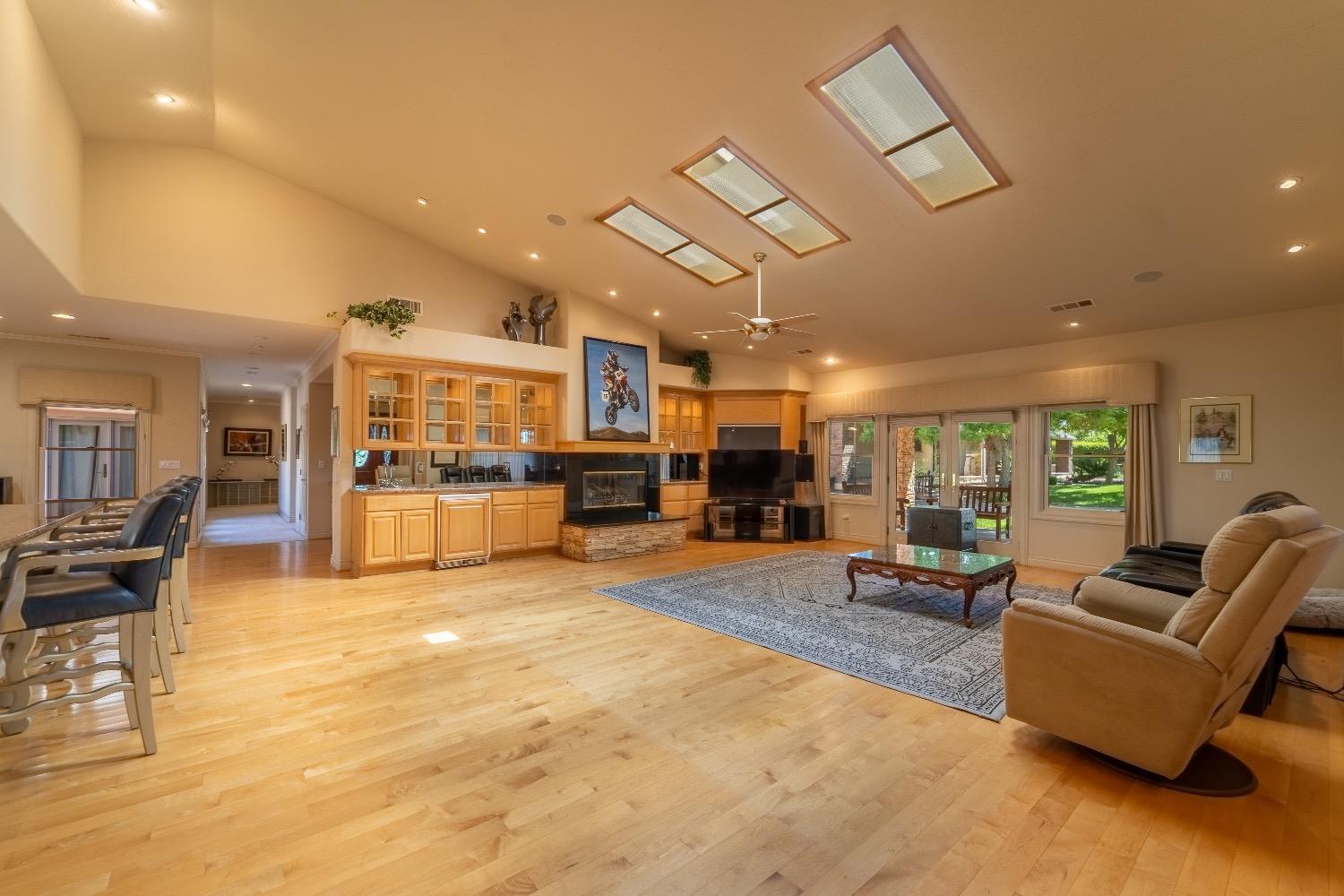 407 Crawford Road