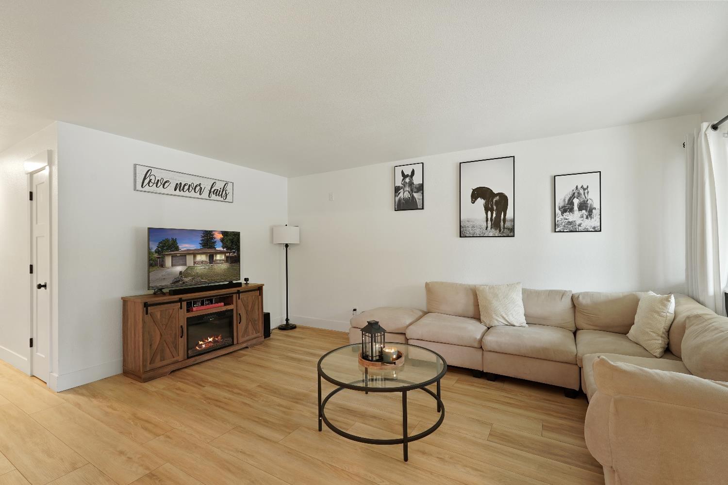 2966 Hillview Drive