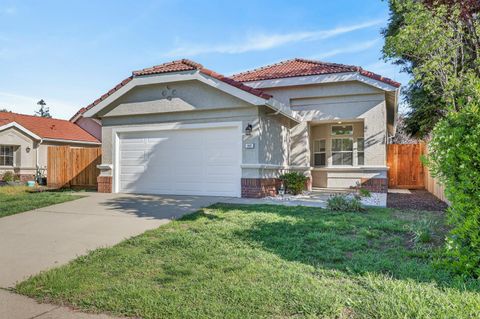 102 Moylan Way Folsom CA 95630