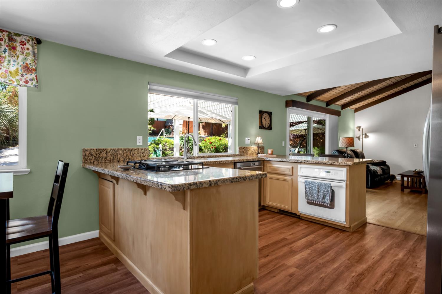 2954 Oakleaf Drive