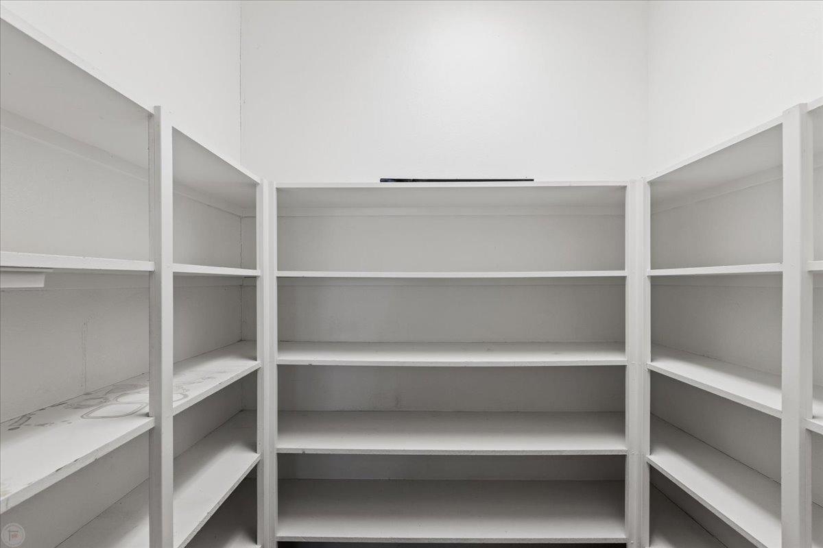 Los Banos, California 93635, United States, 3 Bedrooms Bedrooms, ,3 BathroomsBathrooms,Residential,Active,25210