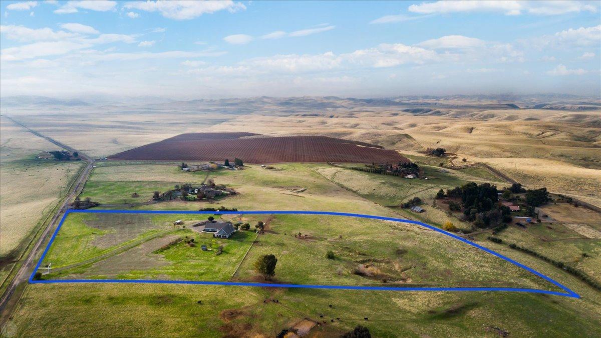 Los Banos, California 93635, United States, 3 Bedrooms Bedrooms, ,3 BathroomsBathrooms,Residential,Active,25210