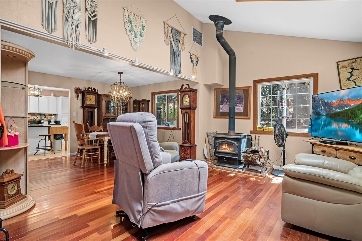 2120 Pleasant Valley Road