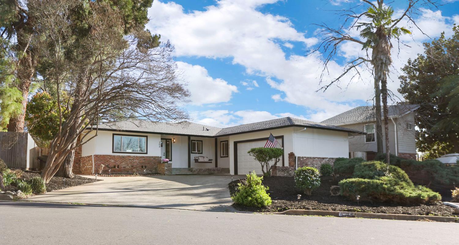 304 Alta Vista Avenue