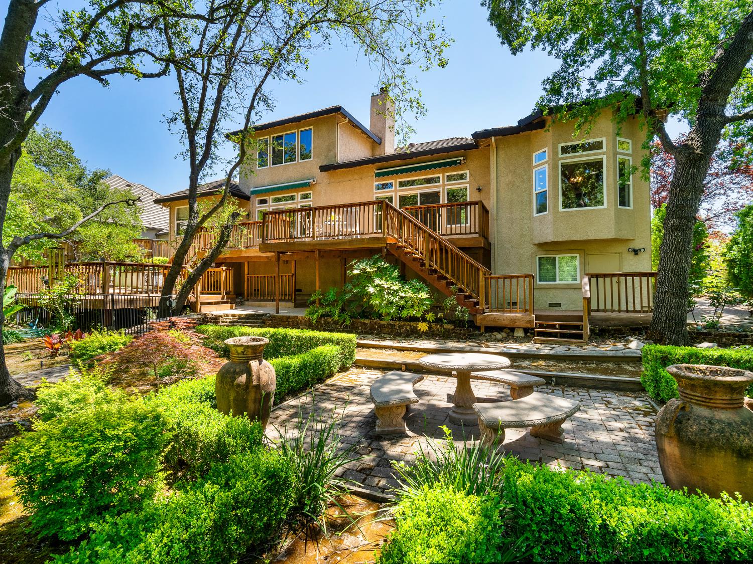108 Feather Falls Circle