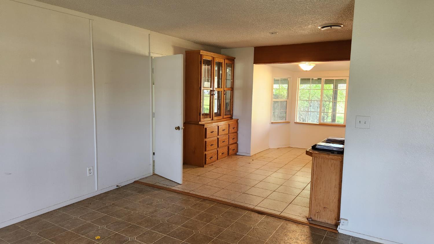 19215 HOOKER CREEK Road