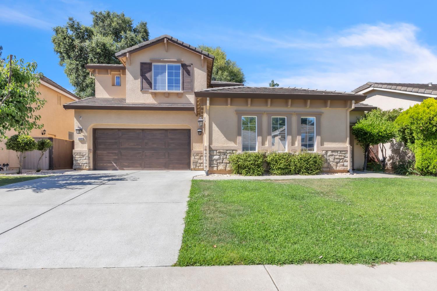 6009 Roswitha Court