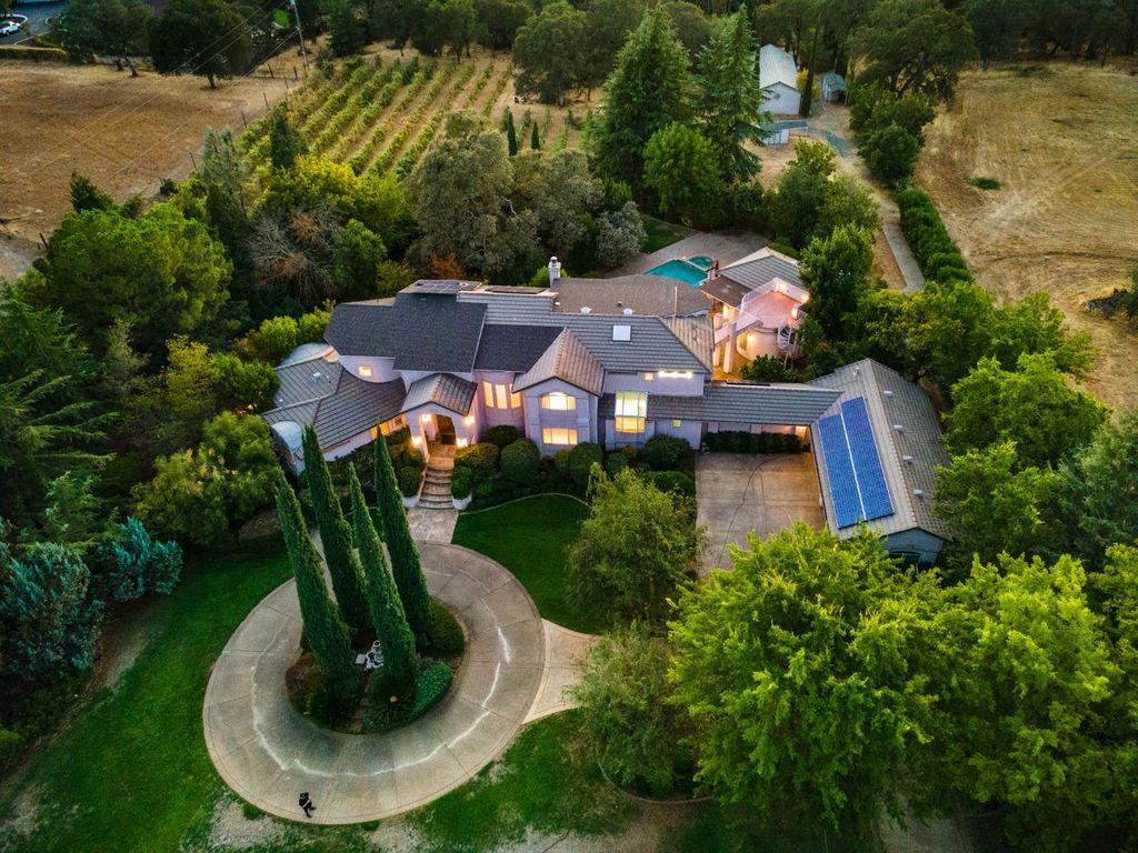 Photo of 1000 Aqua Haven Court, El Dorado Hills, CA 95762 (MLS # 224094194)