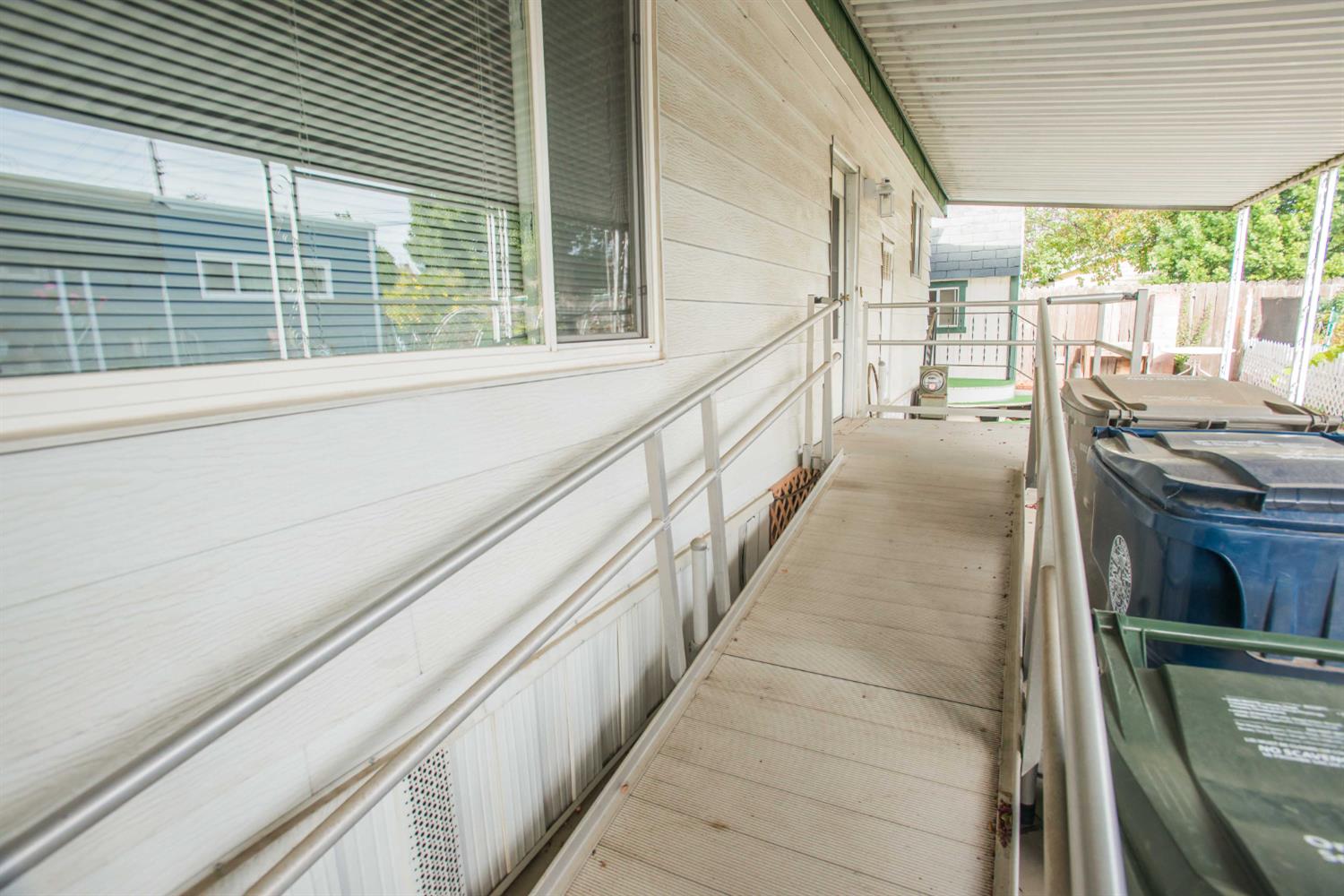 8181 Folsom Blvd 135