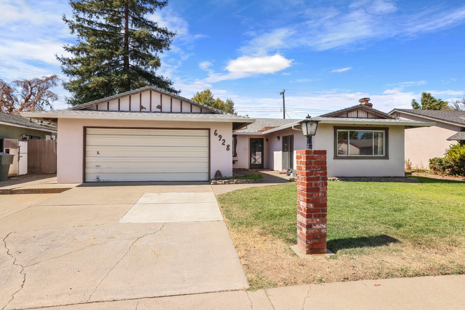 6928 Forman Way