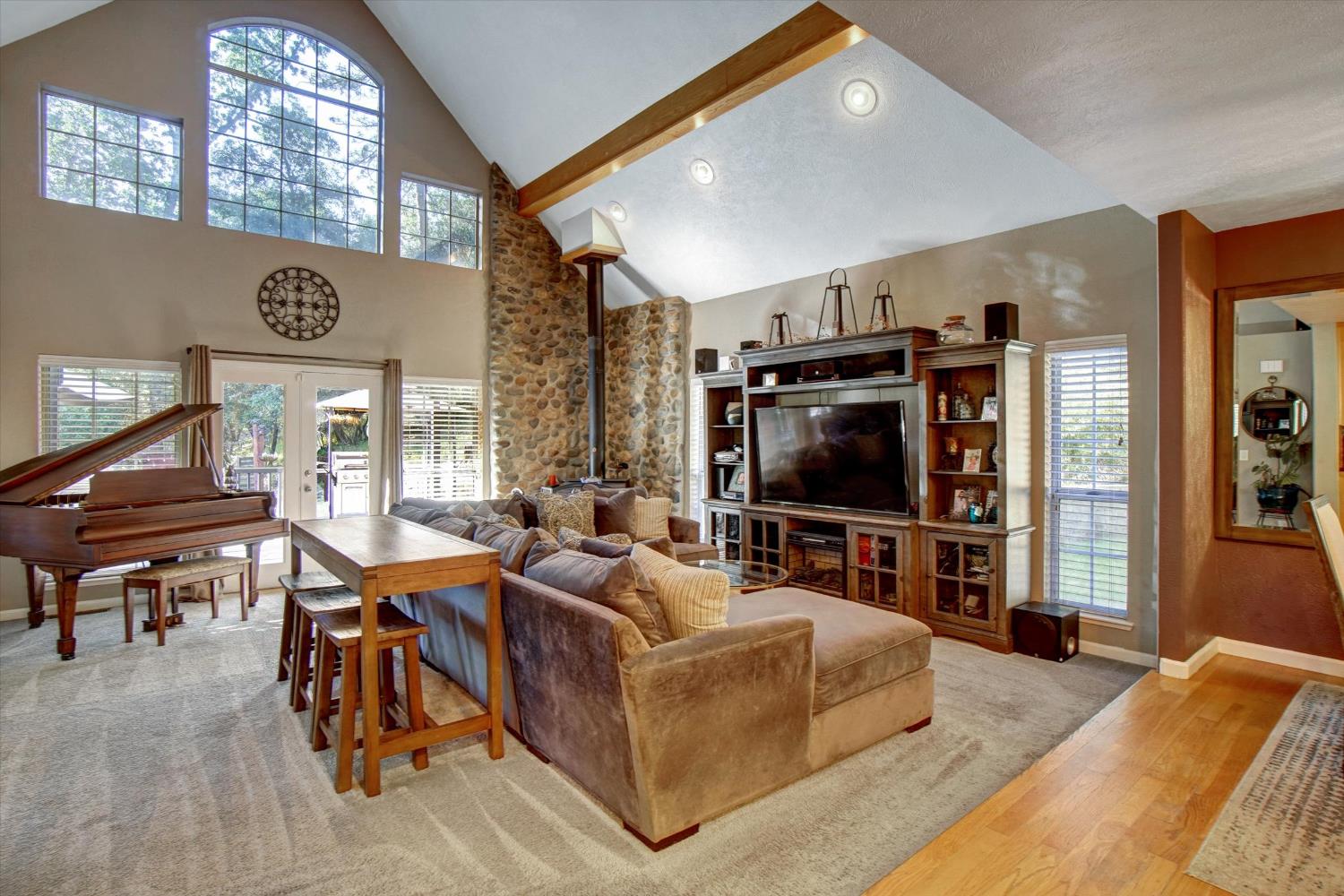 5880 Green Valley Road