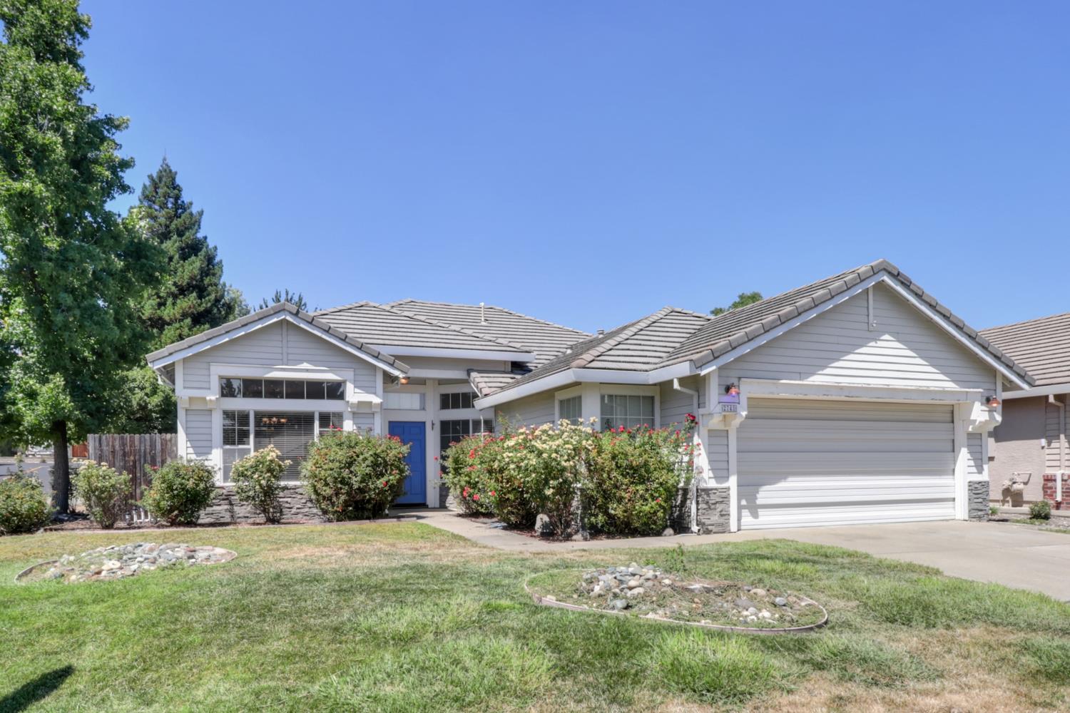 2748 Genesee Drive