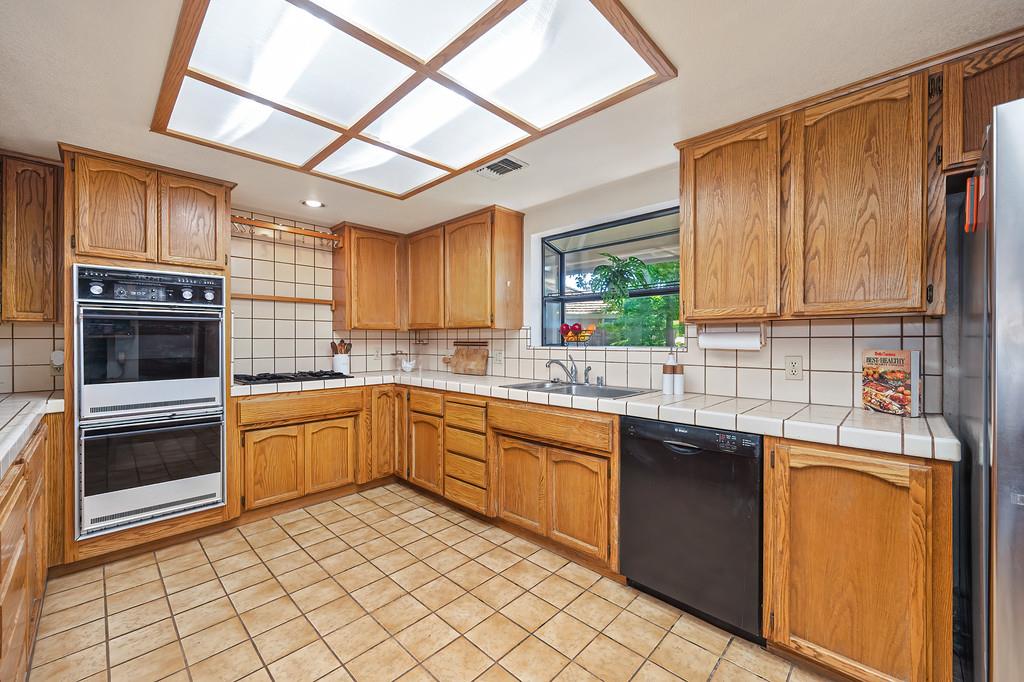 4124 Mindt Court