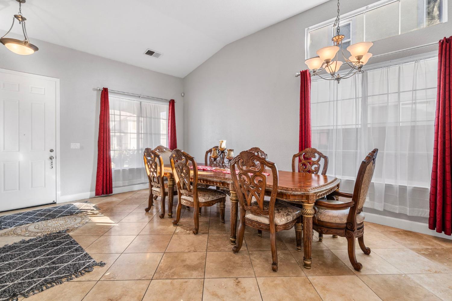 1762 Ashtree Court