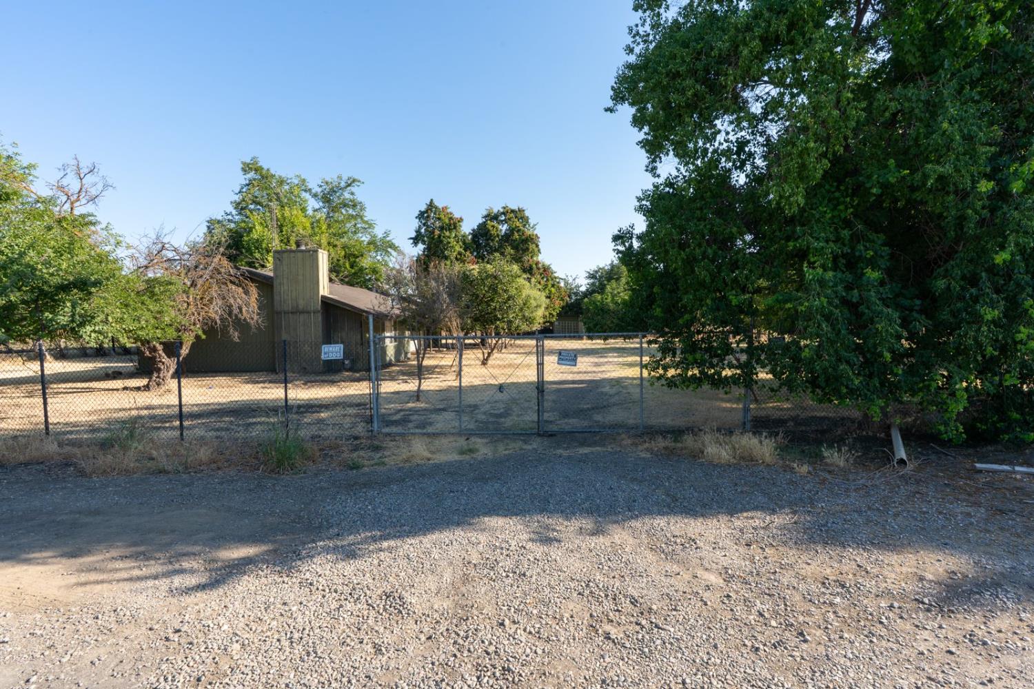 Dos Palos, California 93620, United States, 3 Bedrooms Bedrooms, ,2 BathroomsBathrooms,Residential,Active,170141