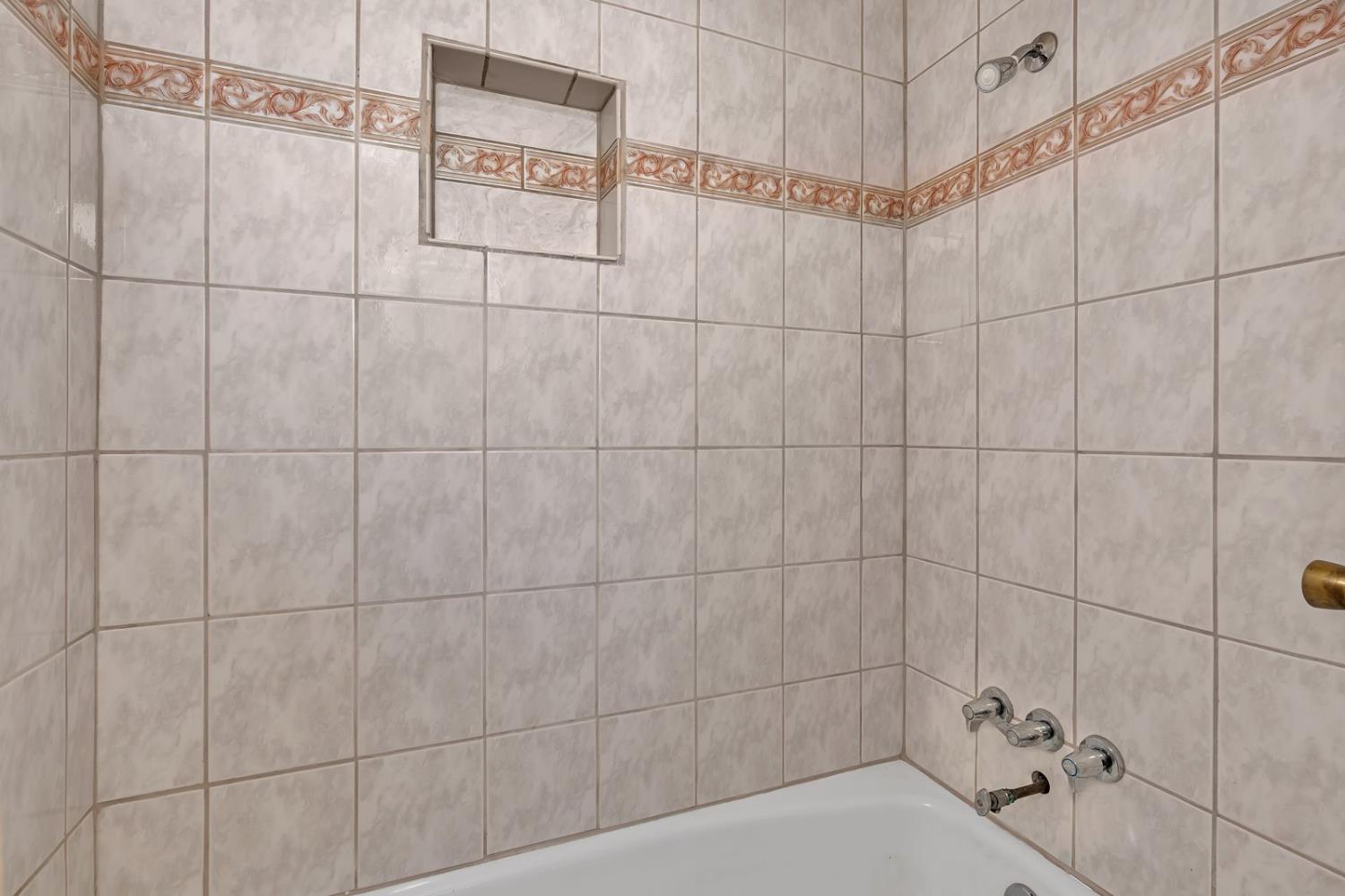 Dos Palos, California 93620, United States, 3 Bedrooms Bedrooms, ,2 BathroomsBathrooms,Residential,Active,170141