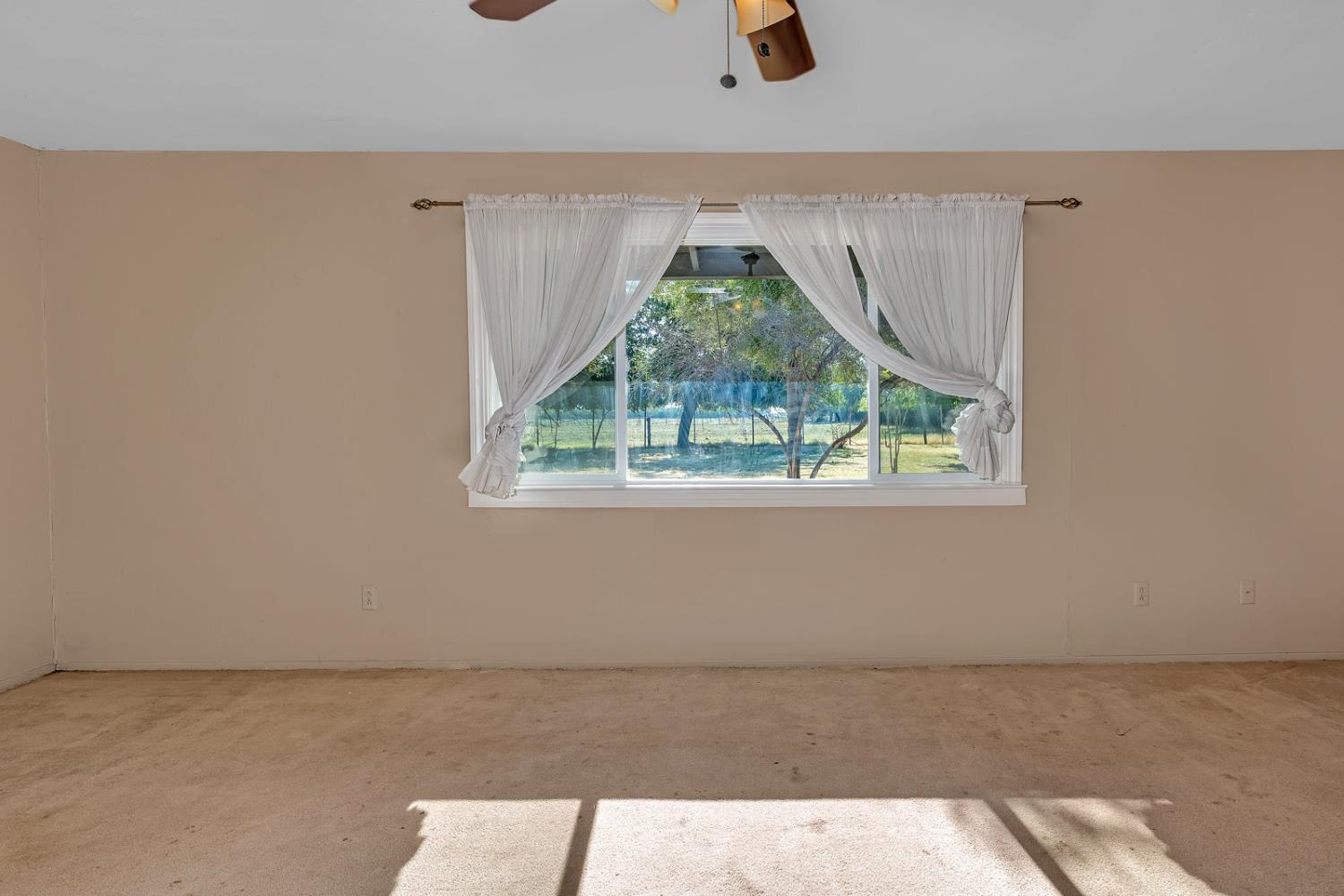 Dos Palos, California 93620, United States, 3 Bedrooms Bedrooms, ,2 BathroomsBathrooms,Residential,Active,170141