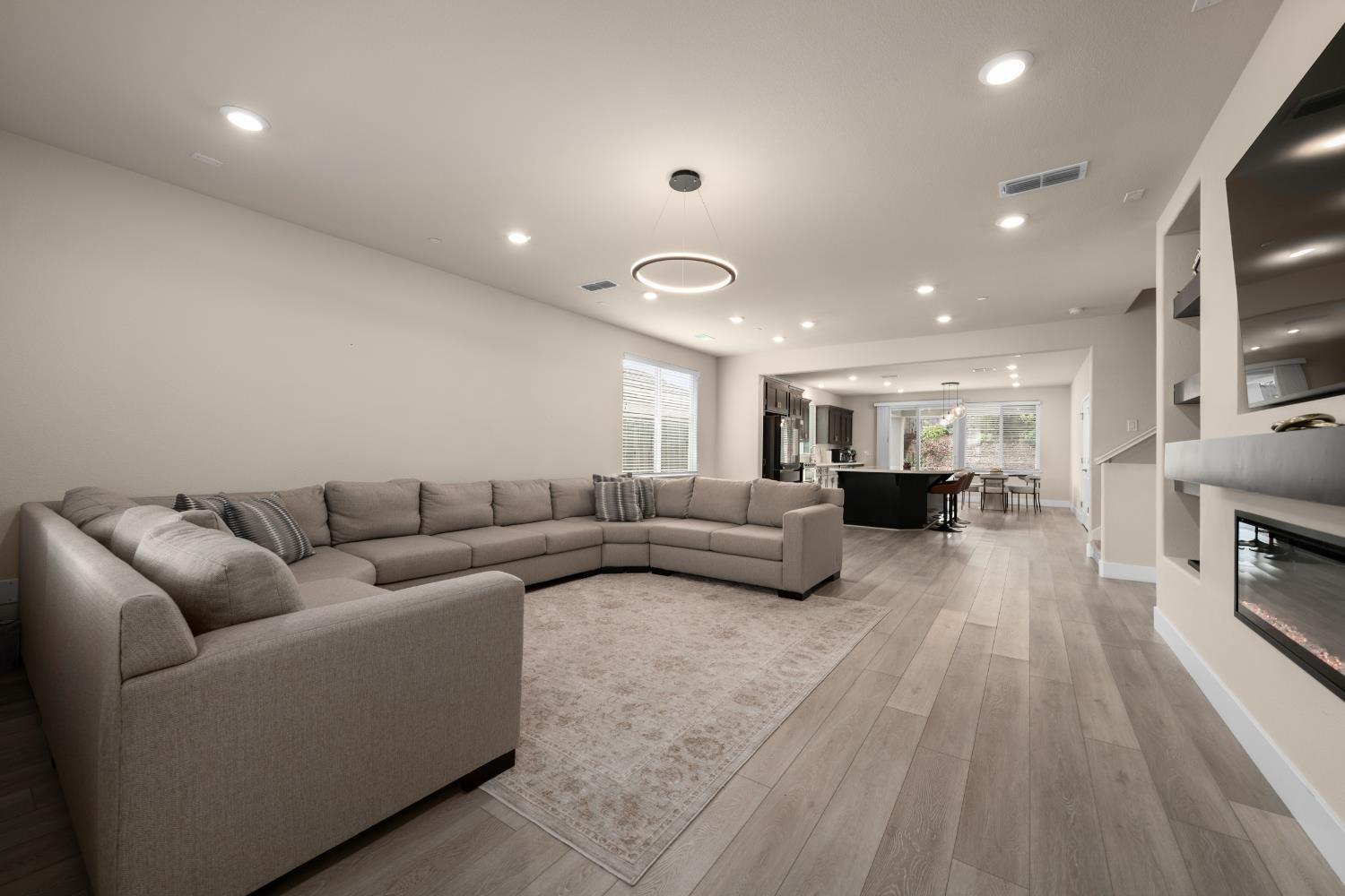 517 Desert Bloom Court