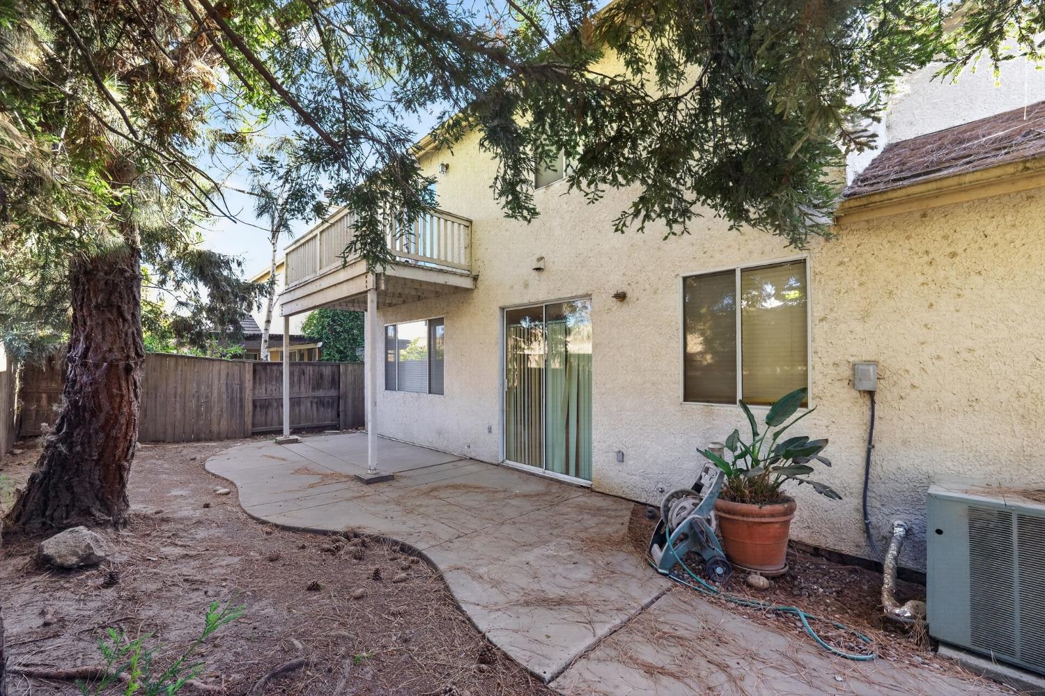 5603 Vintage Circle