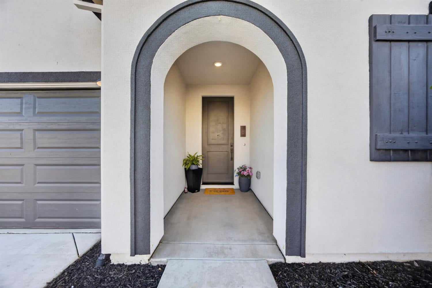 8633 Lakha Circle