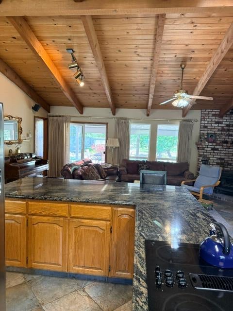 4331 E Service Road