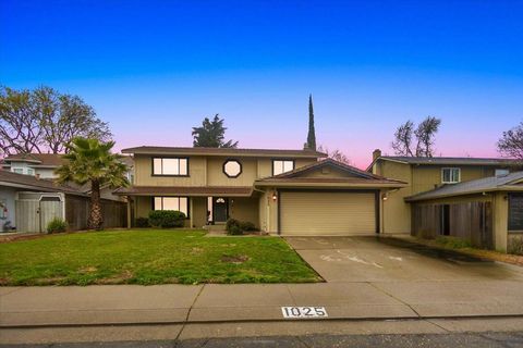 1025 Woodglen Court, Stockton, CA 95209 - MLS#: 225026233