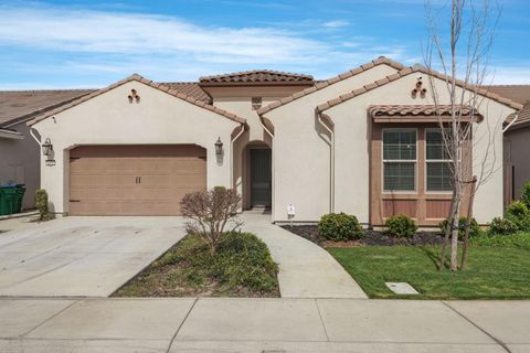 2771 Heather Street Lodi CA 95242