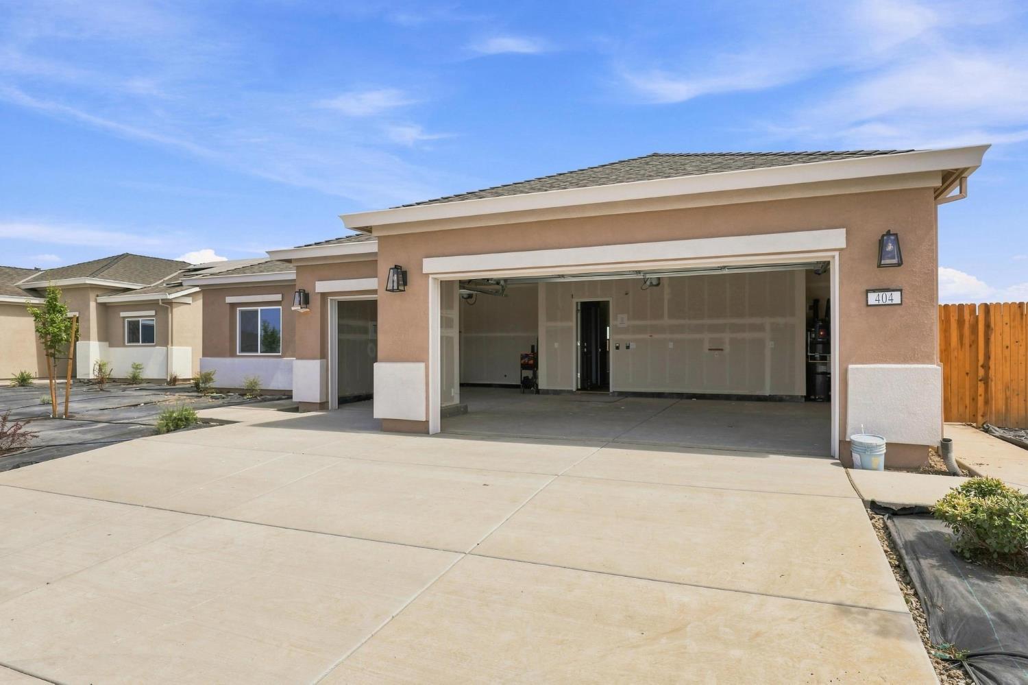 404 Kitty Hawk Drive