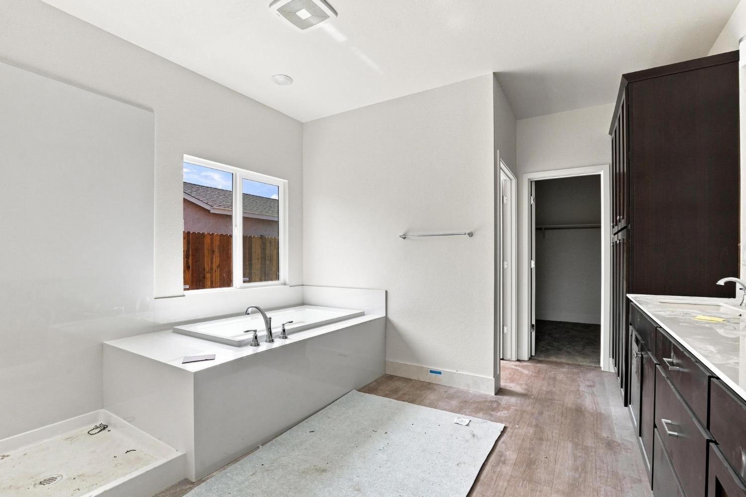 404 Kitty Hawk Drive