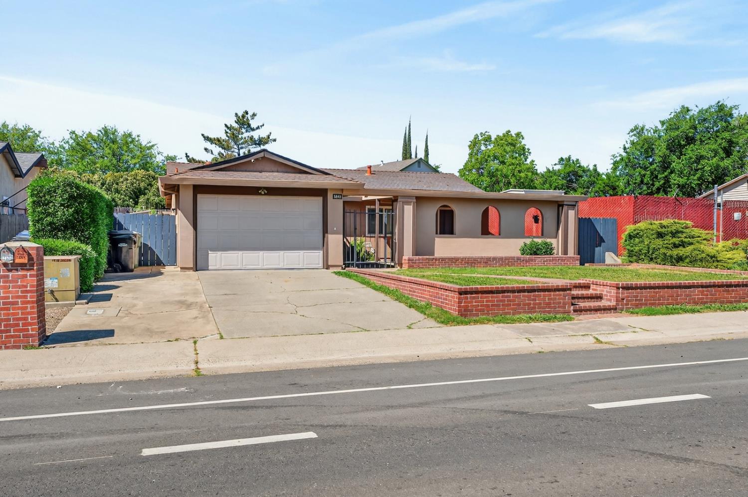 5649 Andrea Boulevard