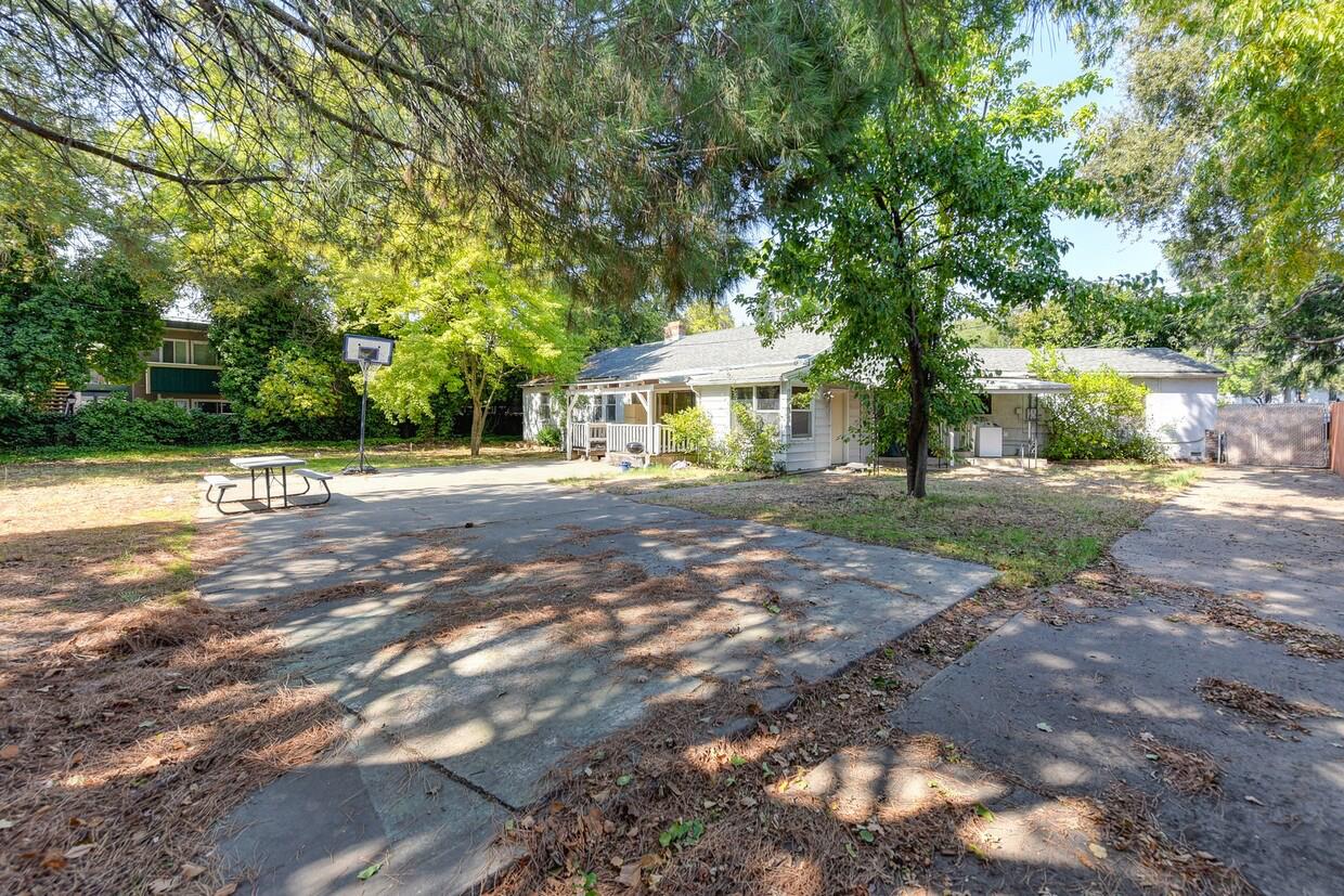 5636 Marconi Avenue