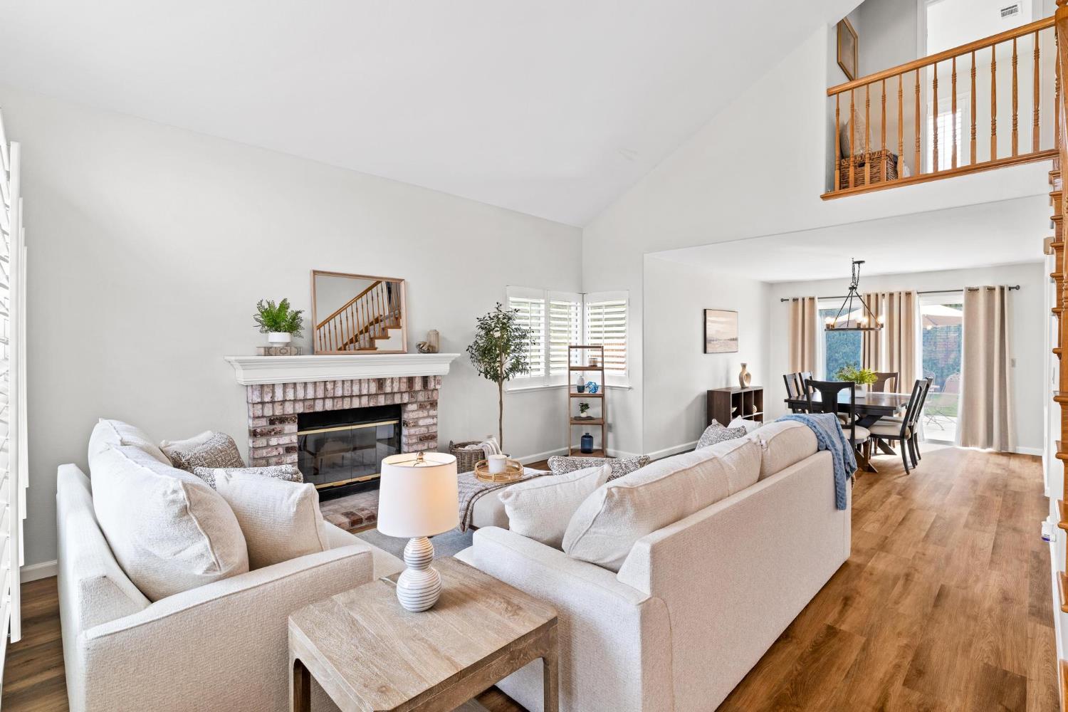 716 Hemmingway Court