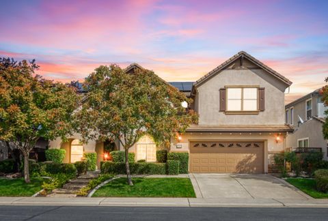 2806 Fox Den Circle Lincoln CA 95648