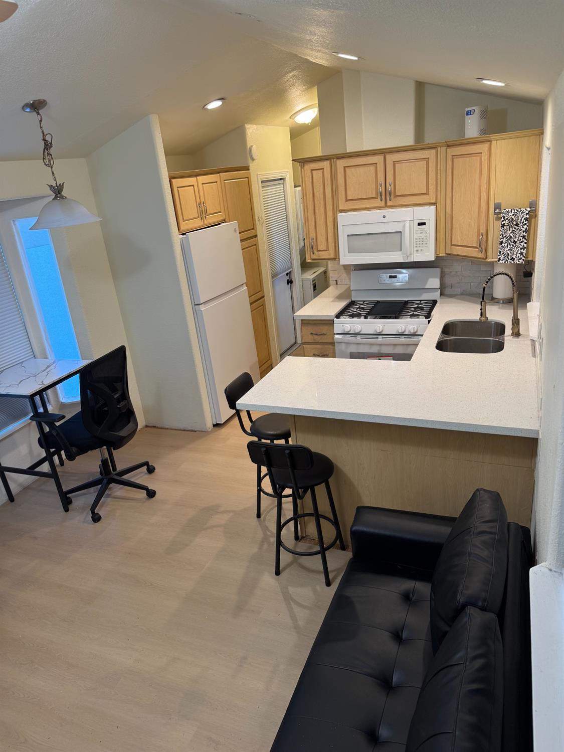 668 Sutter Street 40