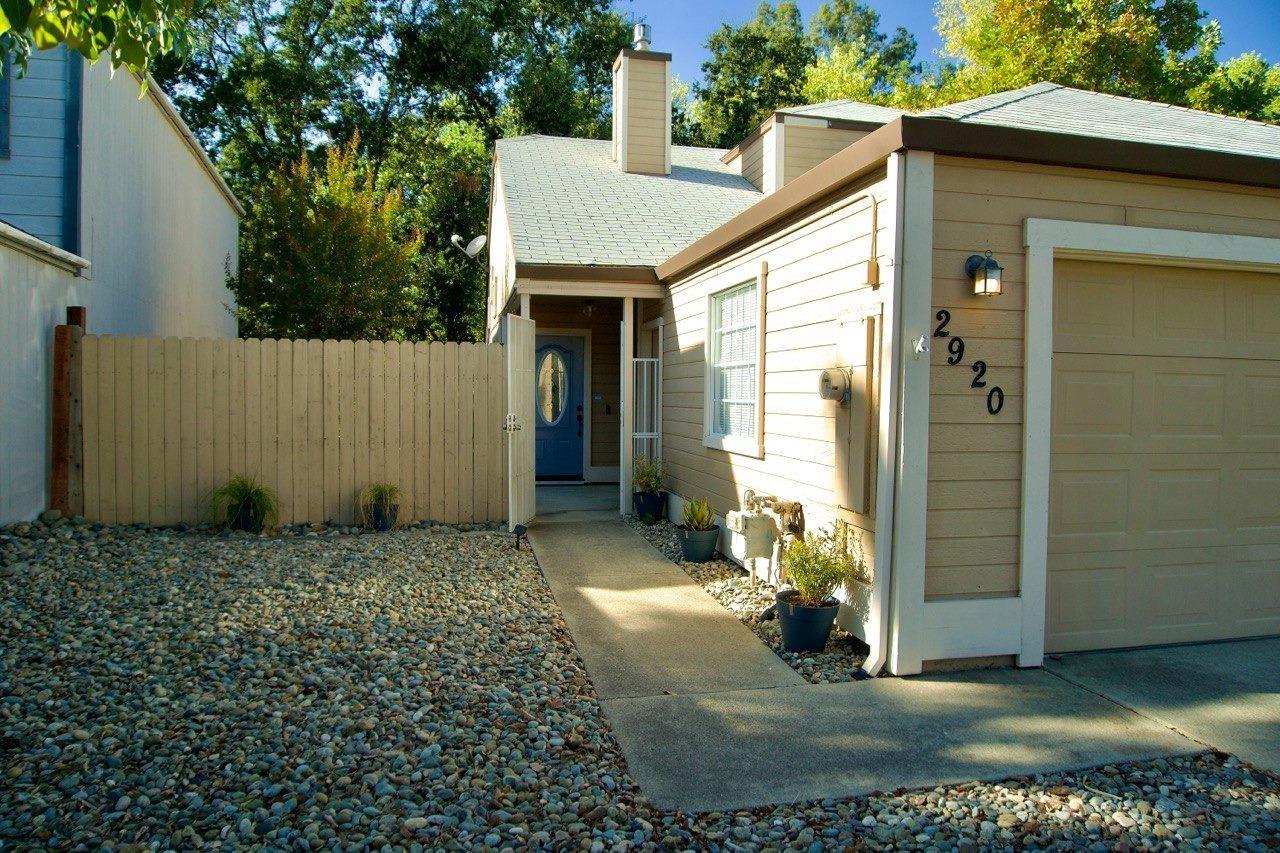 2920 Twin Creeks Lane