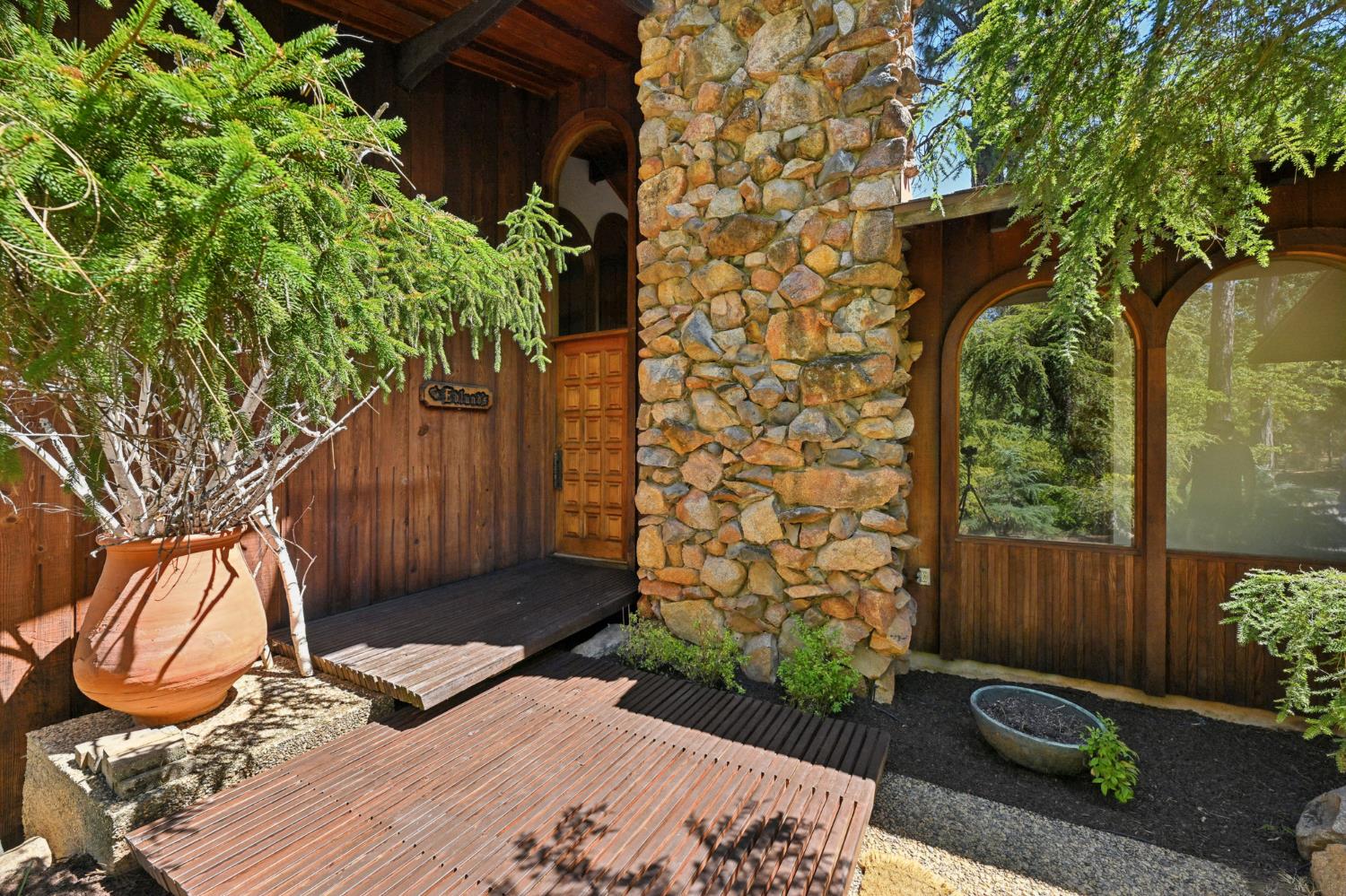 1710 Sierra View Drive