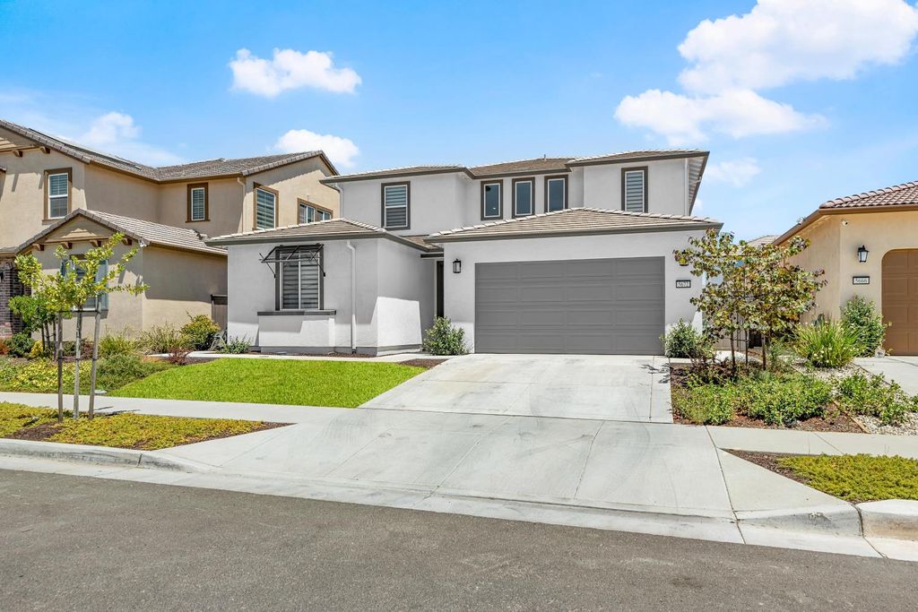 Photo of 5672 SailRock St, Sacramento, CA 95835 (MLS # 225123454)