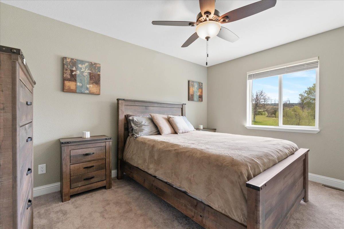 Grass Valley, California 95945, United States, 3 Bedrooms Bedrooms, ,2 BathroomsBathrooms,Residential,Pending,108292