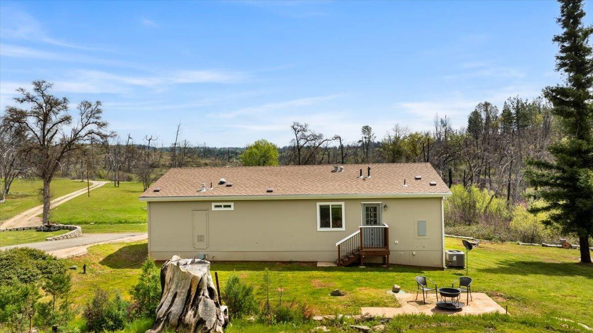 Grass Valley, California 95945, United States, 3 Bedrooms Bedrooms, ,2 BathroomsBathrooms,Residential,Pending,108292