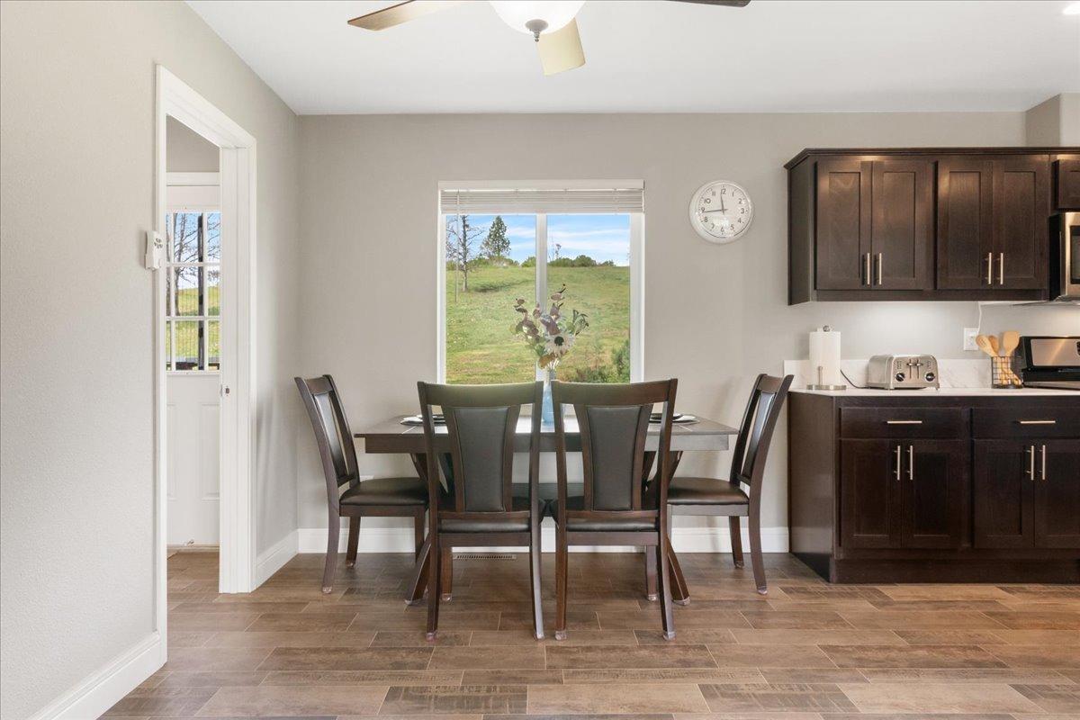 Grass Valley, California 95945, United States, 3 Bedrooms Bedrooms, ,2 BathroomsBathrooms,Residential,Pending,108292